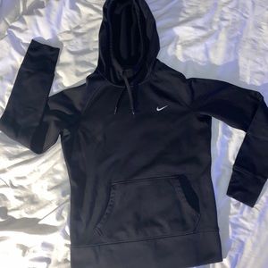 Nike therma fit hoodie